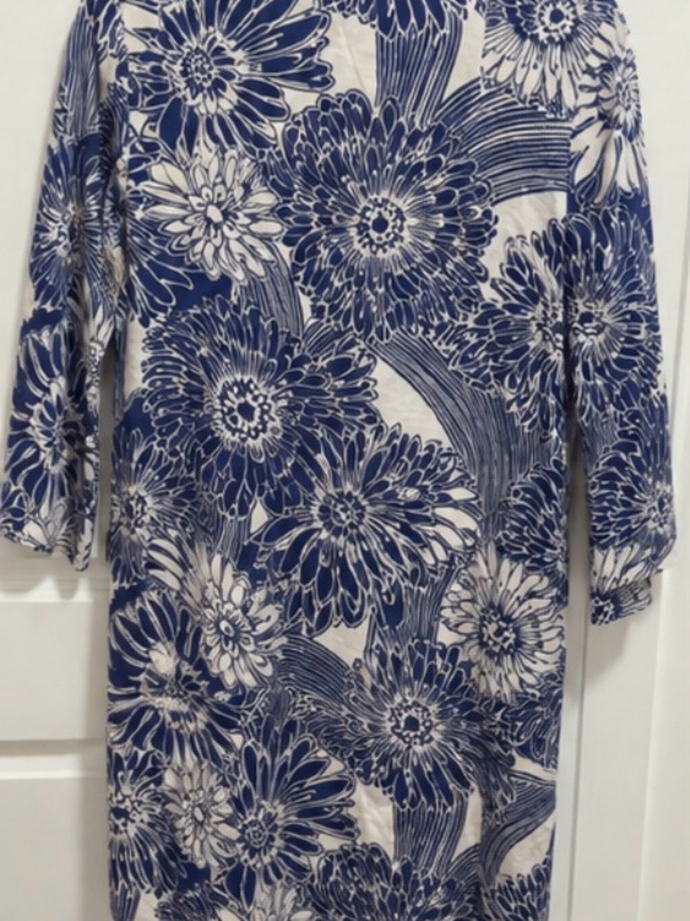 J. McLaughlin Blue and White Floral Long Sleeve Dress - Picture 3 of 3